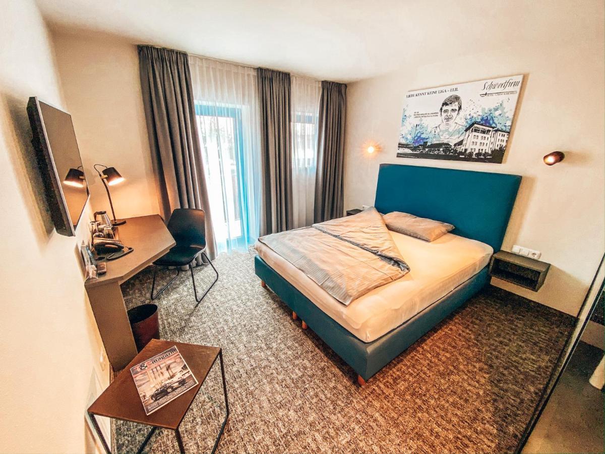 Schwertfirm Hotel Karlsfeld